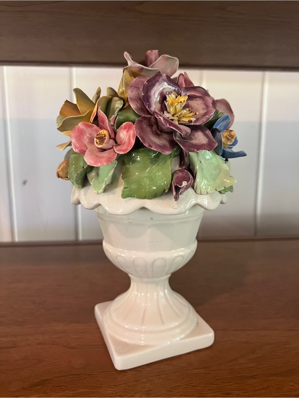 Antique Vintage Italian Capodimonte Style Majolica Lidded Urn With Florals Roses